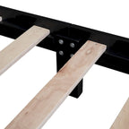 Letto a piattaforma stile retrò con supporto a doghe in legno